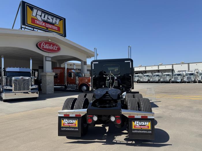 2027 Peterbilt 589-10