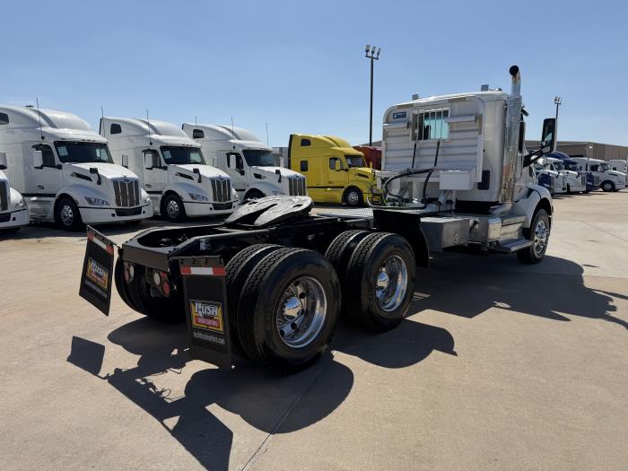 2019 Peterbilt 579-4