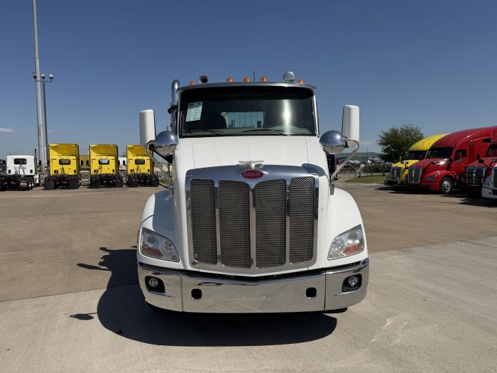 2019 Peterbilt 579-7