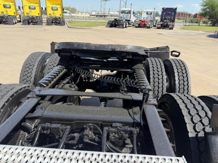 2019 Peterbilt 579-15