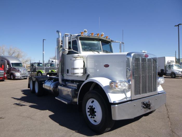 2016 Peterbilt 389-1