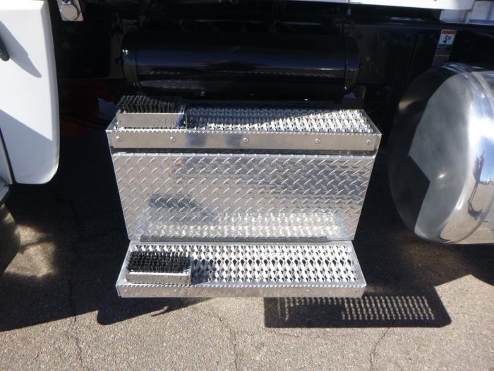 2016 Peterbilt 389-14