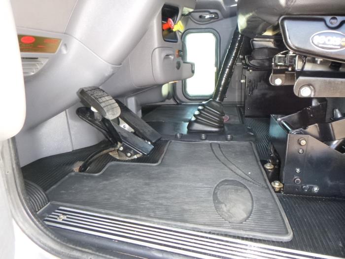 2016 Peterbilt 389-21