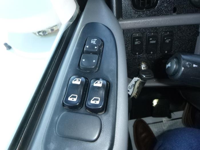 2016 Peterbilt 389-23