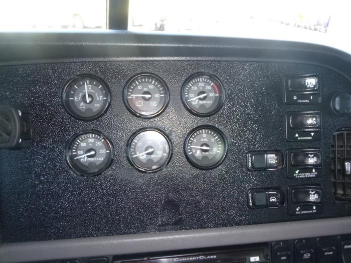 2016 Peterbilt 389-24