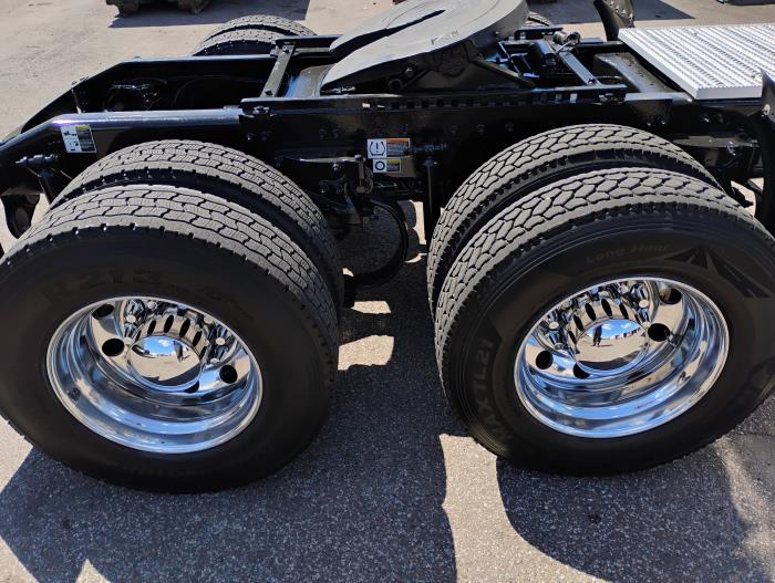 2022 Peterbilt 579-7