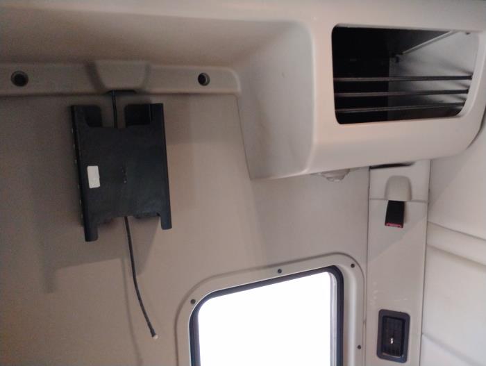 2022 Peterbilt 579-25