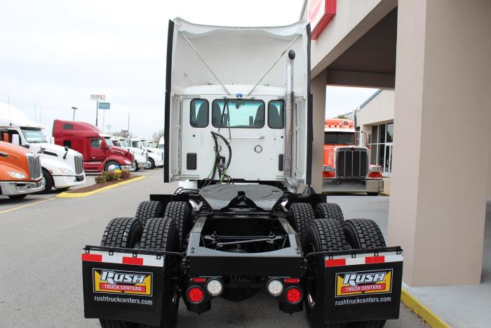 2022 Peterbilt 579-4
