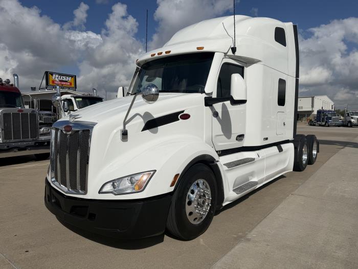 2024 Peterbilt 579-0