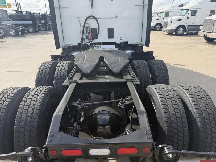 2024 Peterbilt 579-12