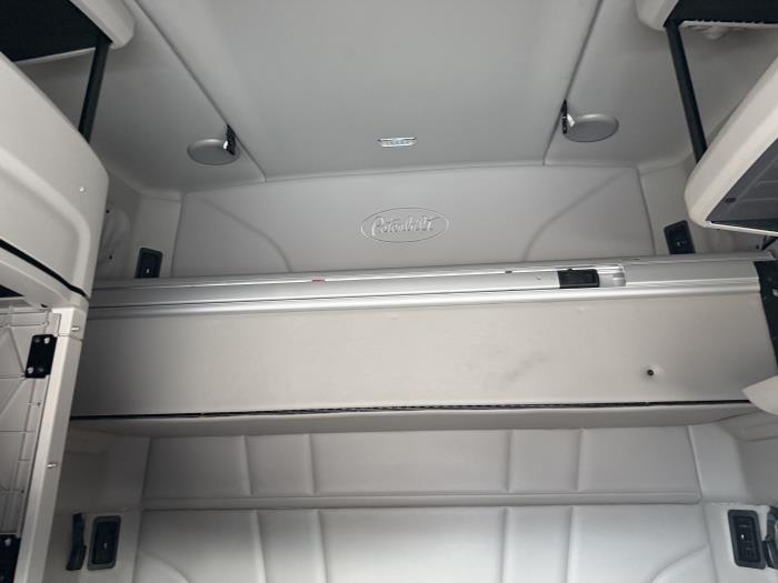 2024 Peterbilt 579-28