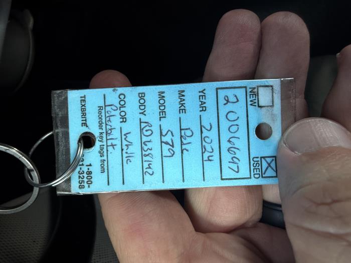 2024 Peterbilt 579-40