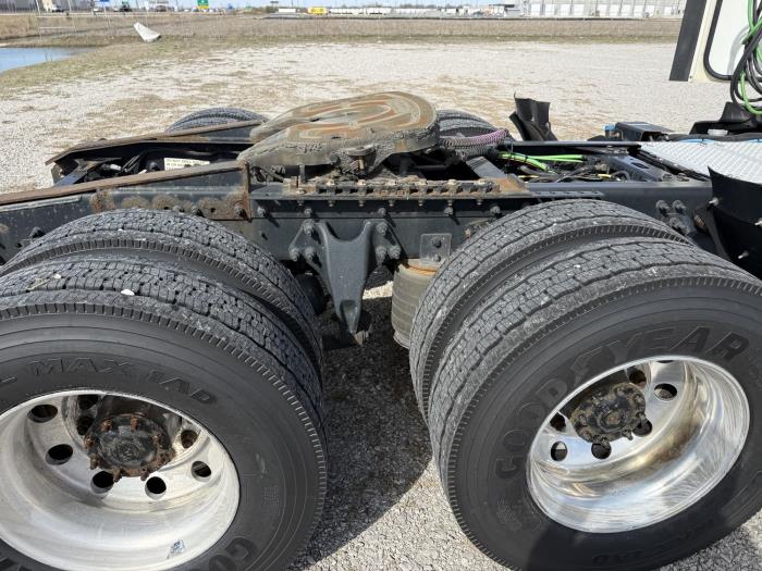 2021 International LT625-6