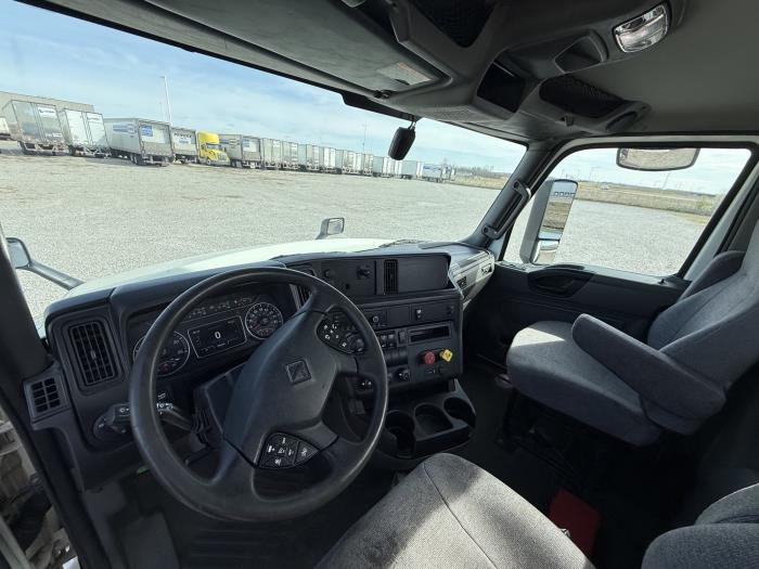 2021 International LT625-13