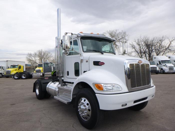 2018 Peterbilt 337-6