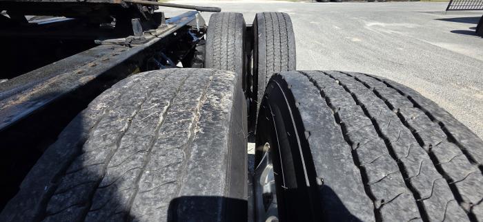 2022 Peterbilt 579-28