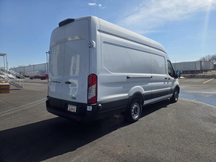 2026 Ford Transit-350-6