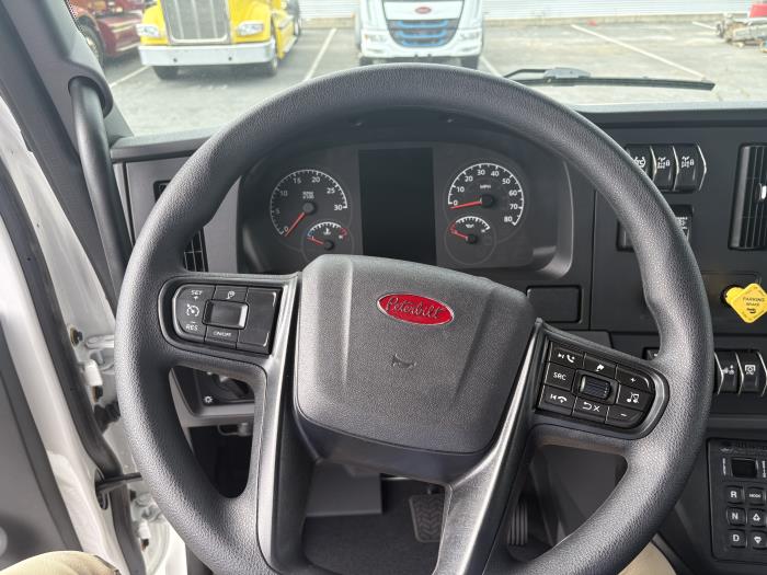 2026 Peterbilt 548-11