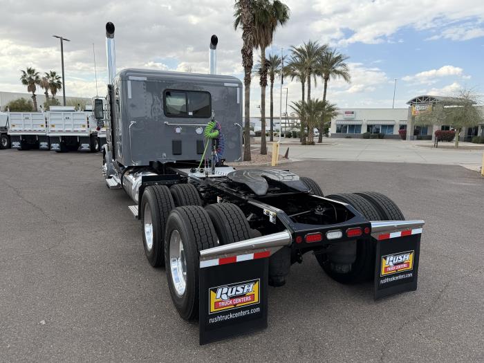 2027 Peterbilt 589-5