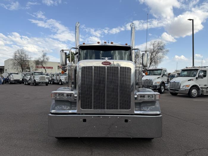 2027 Peterbilt 589-10