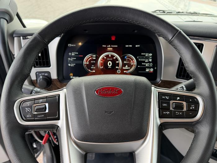 2027 Peterbilt 589-19