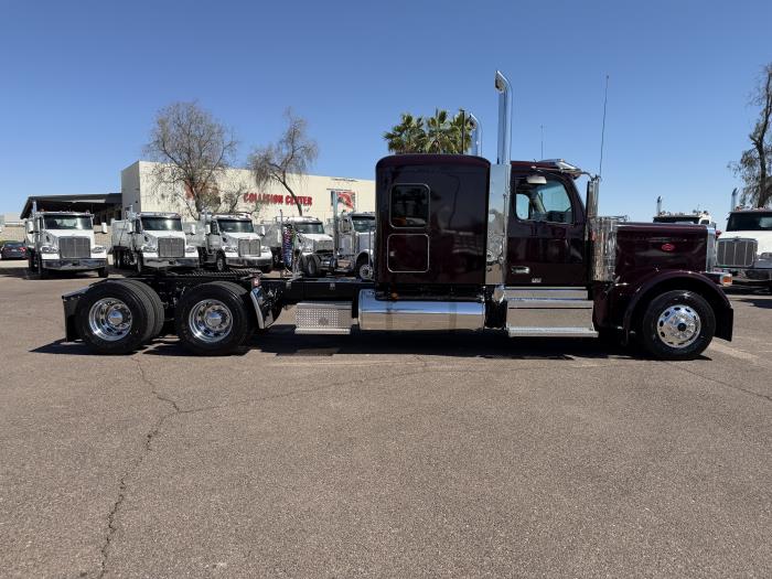 2027 Peterbilt 589-3