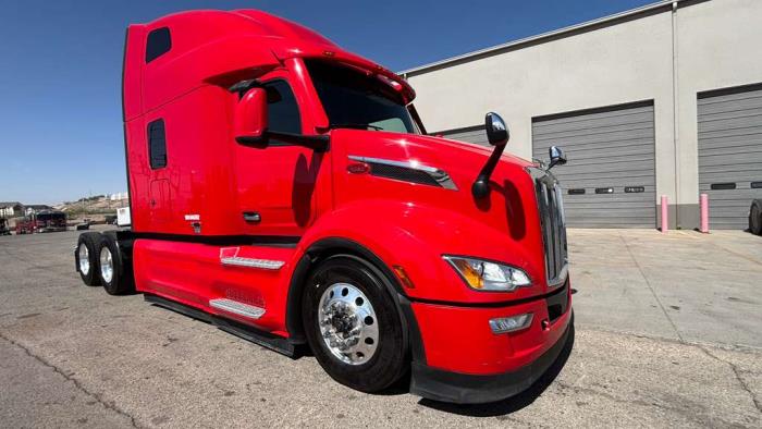 2024 Peterbilt 579-2