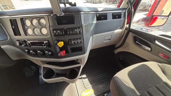 2024 Peterbilt 579-15