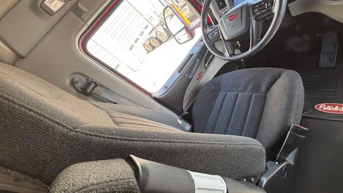 2024 Peterbilt 579-16