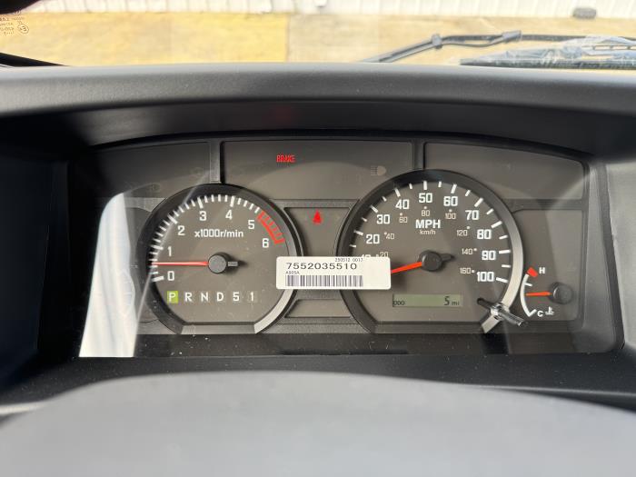 2027 Isuzu NPR-HD-14