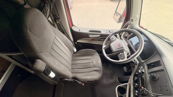 2022 Peterbilt 579-19