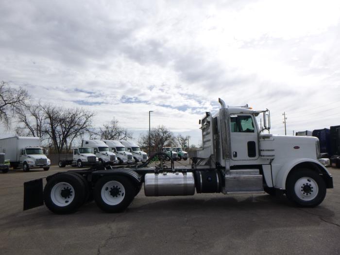 2016 Peterbilt 389-5