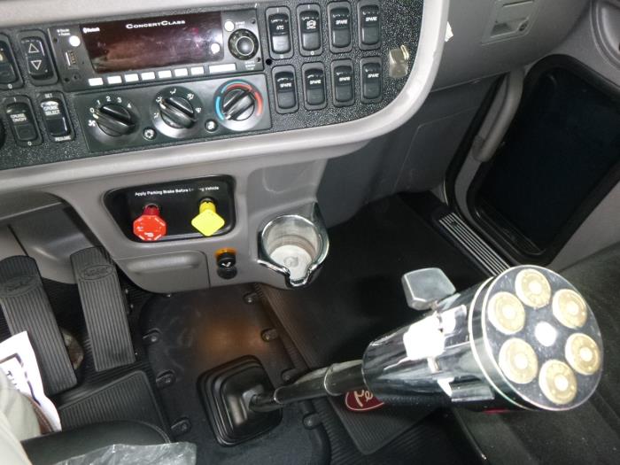 2016 Peterbilt 389-16