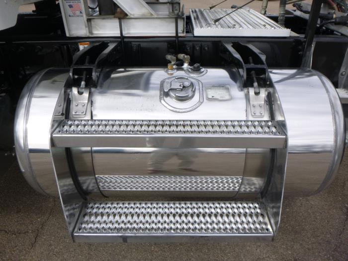 2016 Peterbilt 389-24