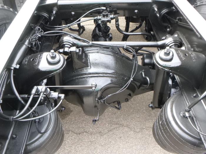 2016 Peterbilt 389-28