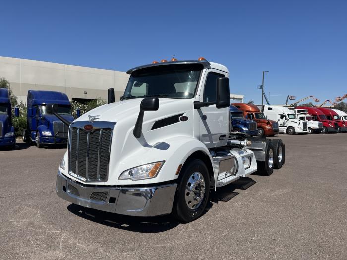 2023 Peterbilt 579-0