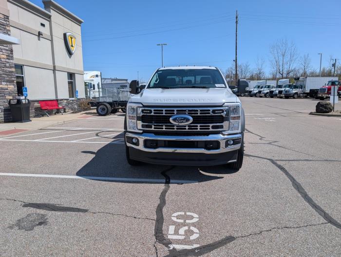 2026 Ford F-550-11