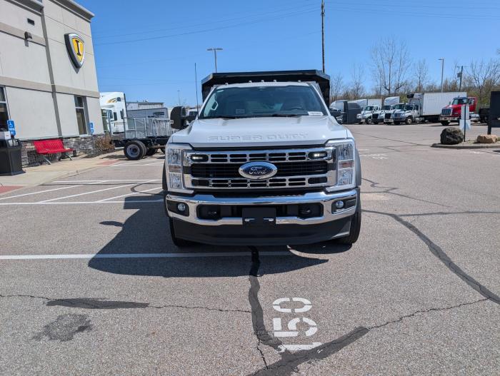 2026 Ford F-550-3