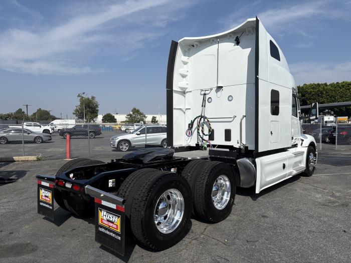 2027 Peterbilt 579-5