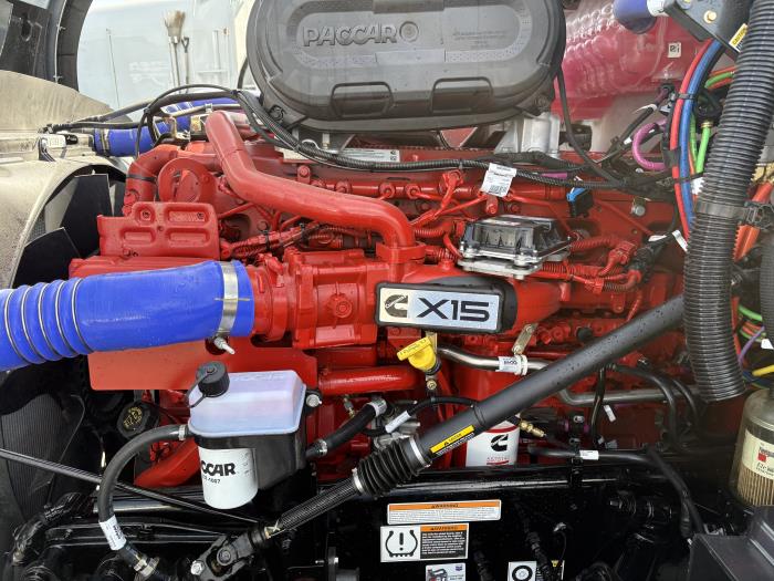 2027 Peterbilt 579-9