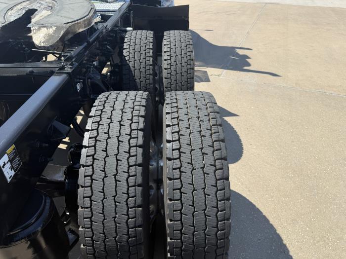 2021 Peterbilt 579-10