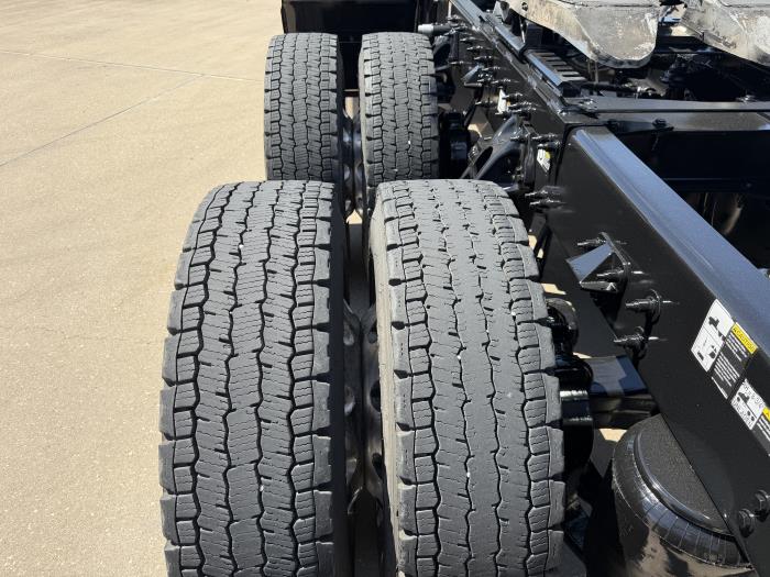 2021 Peterbilt 579-11