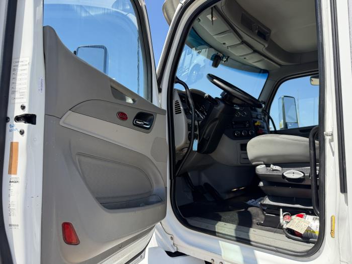 2021 Peterbilt 579-23
