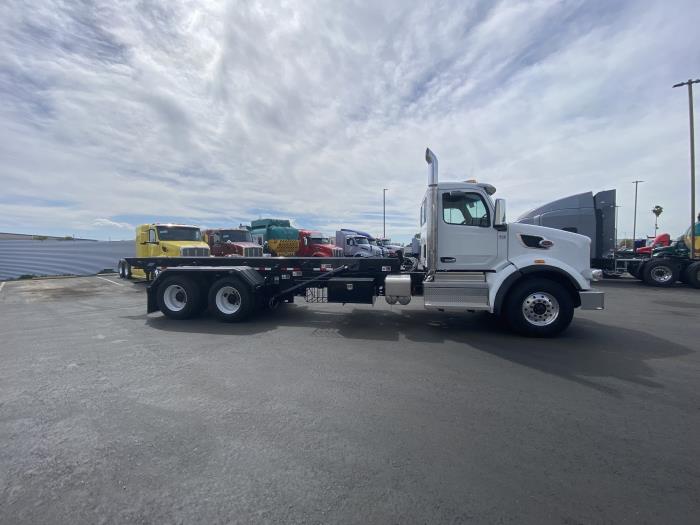 2026 Peterbilt 567-4