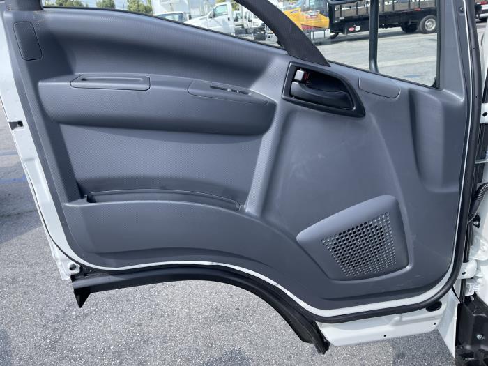 2026 Isuzu NQR - image 11