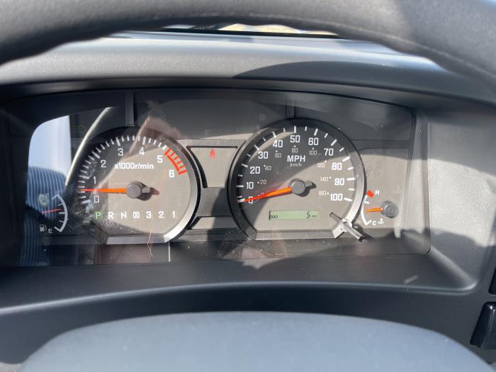 2026 Isuzu NQR - image 16