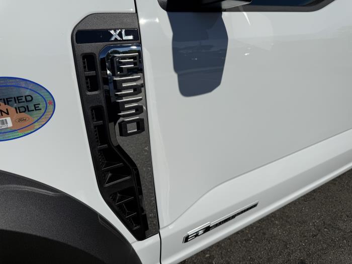 2026 Ford F-550-27