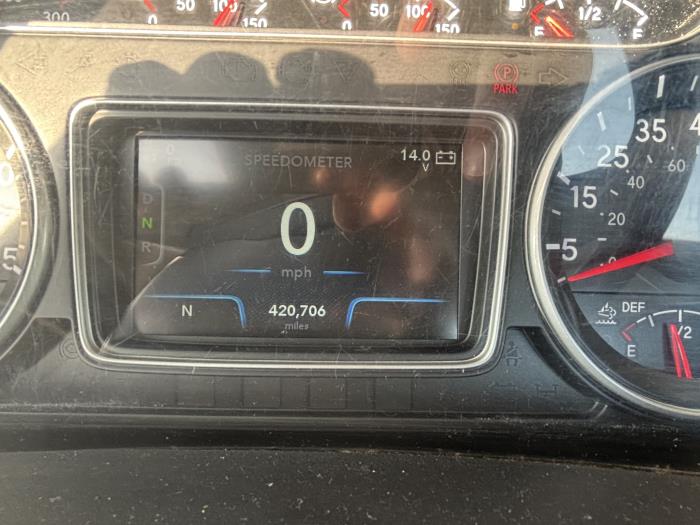 2019 International LT625-11