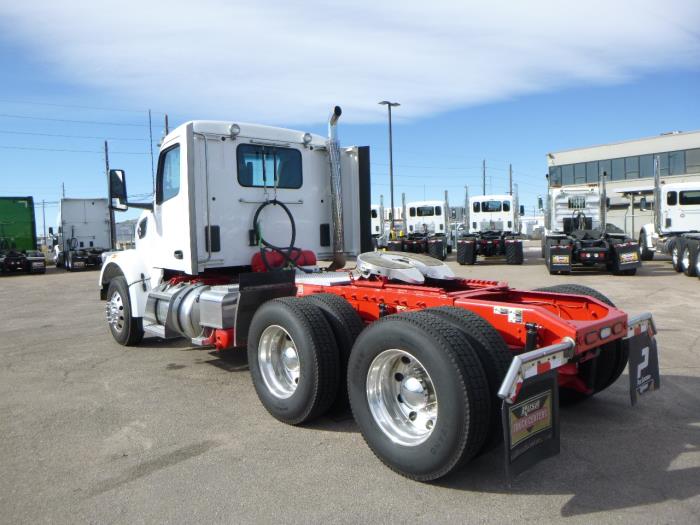 2023 Peterbilt 567-2