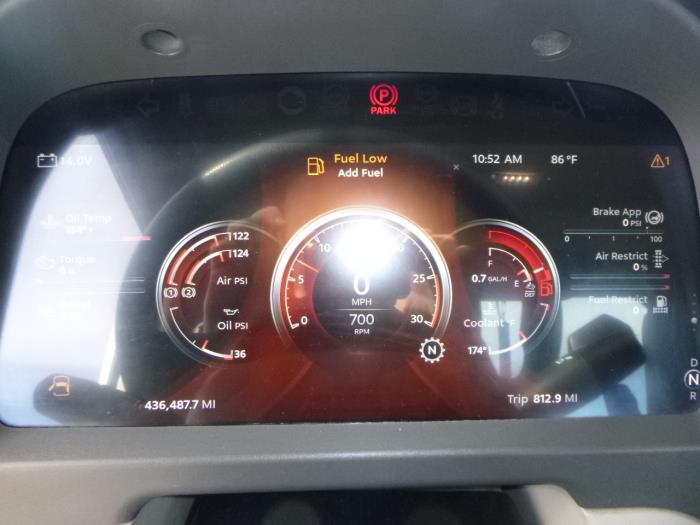 2023 Peterbilt 567-13